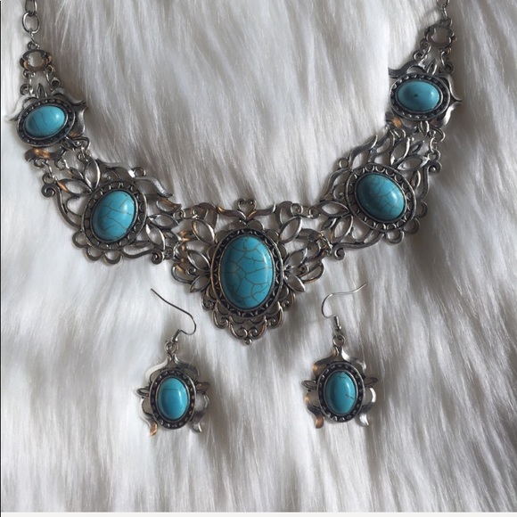 Jewelry - [BOHO] Turquoise Necklace & Earring Set